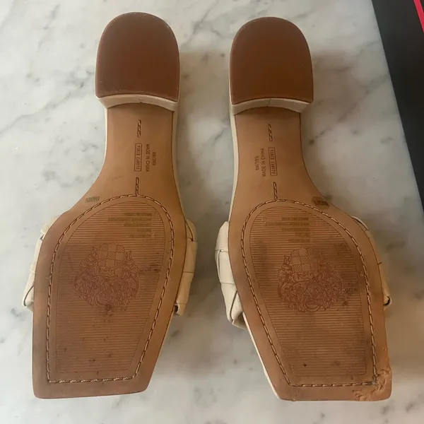 Vince Camuto VC-Semtera New Cream - 8 - Image 3