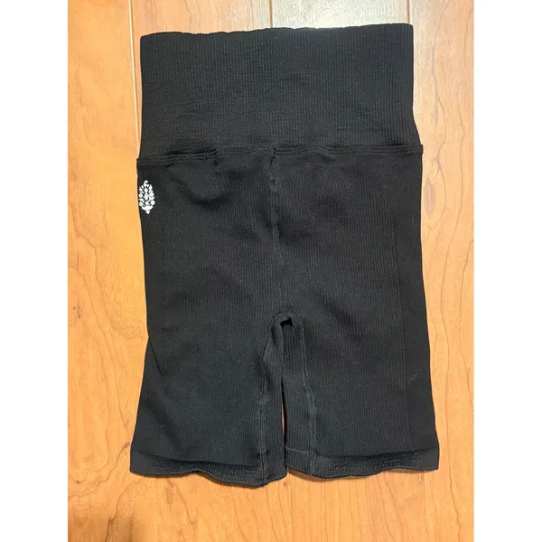 FP Movement Happiness Runs Prajna Shorts Black Ribbed High Rise Biker Yoga XS/S - Image 2