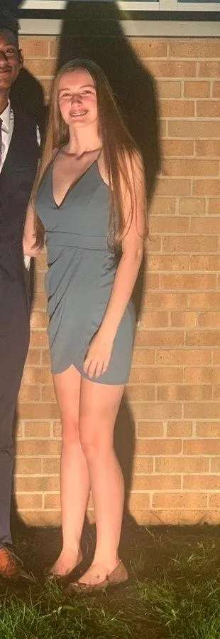 Windsor Homecoming Dress Lace Back - Image 4