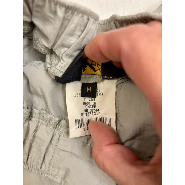 REI Womens activewear sports shorts sz Medium - Image 5