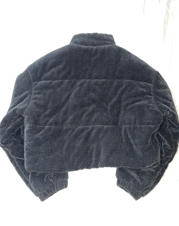 Cropped Black Puffer Jacket Size L - Image 2