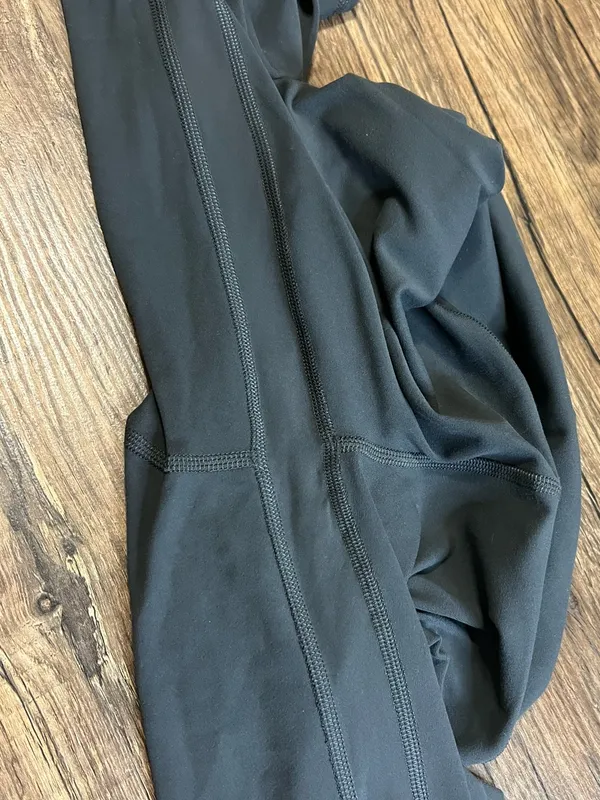 Lululemon Align High Rise Crop 23” Gray Leggings Size 6 Nulu Yoga - Image 3