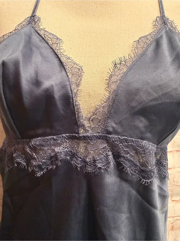 Victoria's Secret Satin Slip pullover lace Gray large adjustable straps lingerie - Image 4