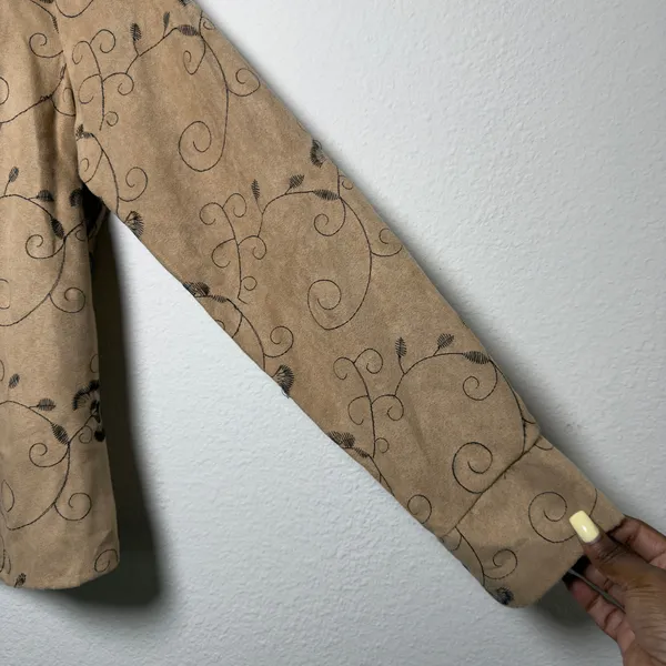 VTG Y2K Women Western Jacket S Tan Faux Suede Embroidered Frog Closure Floral - Image 5