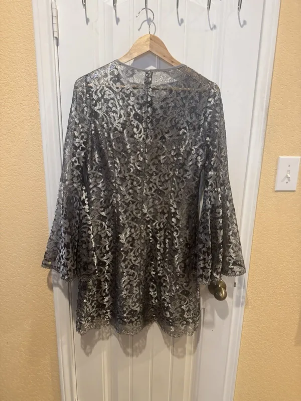 White House Black Market Size 8 Metallic Silver Bell Sleeve Dress - Image 12