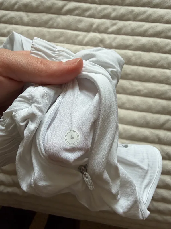 Lululemon shorts  - Image 3