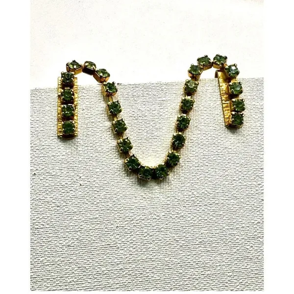 Vintage green rhinestone sweater clip - Image 3