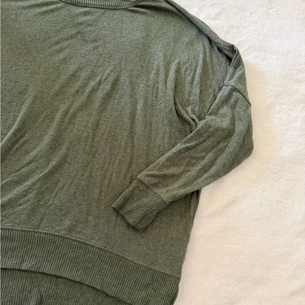 Aerie Olive Green Women's Sweater long sleeve - Image 2