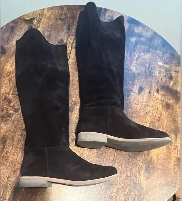 KORS Michael Kors | women’s tall suede boots. Size: 8 - Image 6