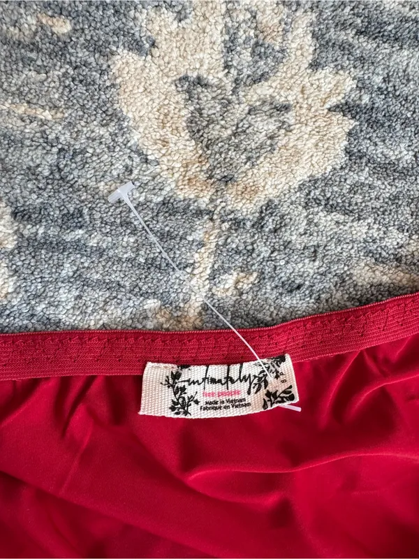 NWOT Free People Intimately My Way Triangle Cami in Deep Cherry Size Small - Image 6