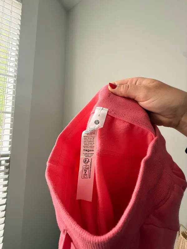 Lululemon shorts  - Image 4