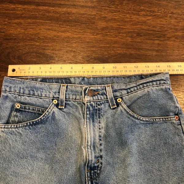 Vintage Levi’s orange tab 505 jean denim shorts - size 31 - Image 8