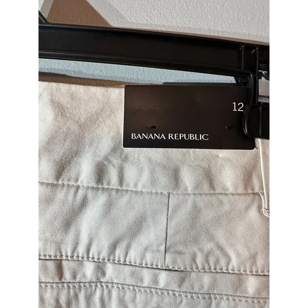 Banana Republic Women's Size 12 Wide Leg Cropped‎ Khaki Pants Stretch NWT - Image 3