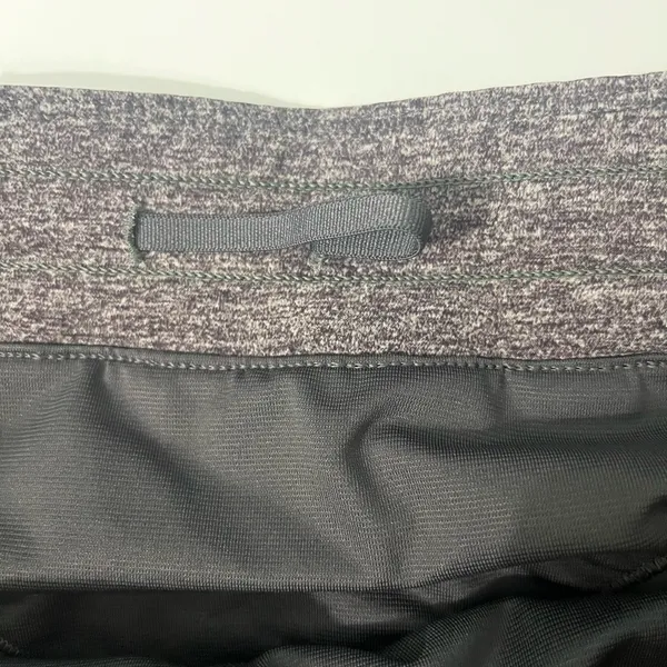 Lululemon Hotty Hot Short 4” in Heather Lux Multi Black Size 8 - Image 6