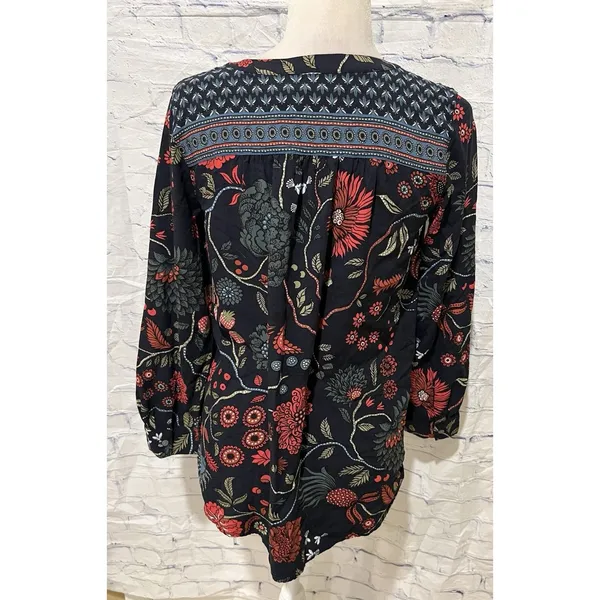 ANN TAYLOR LOFT WOMENS BOHO BLOUSE Navy FLORAL LONG SLEEVE Round Neck Medium - Image 5