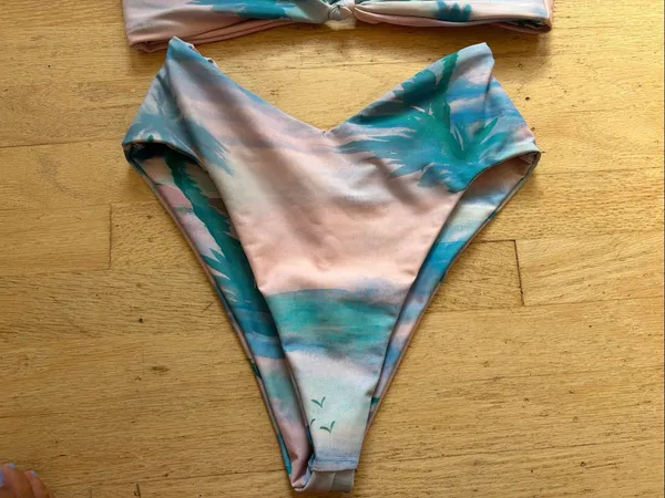 Skatie bikini Two-Piece Swim top medium bottom small - Image 3