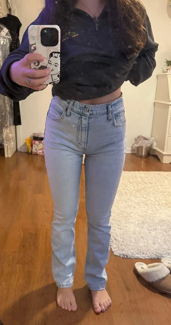 Abercrombie Jeans - Image 3