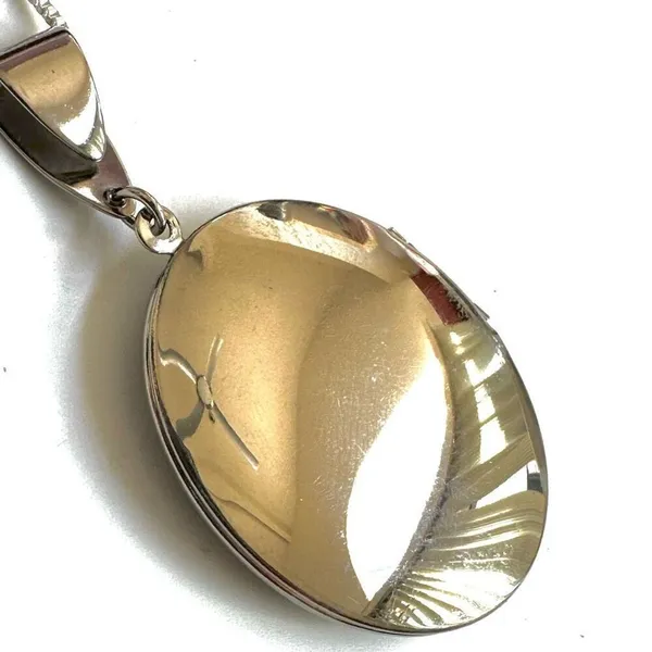 Silver and gold tone large floral pendant necklace - Image 5