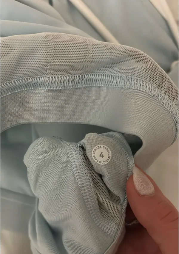 Lululemon Tank Top 4 - Image 4