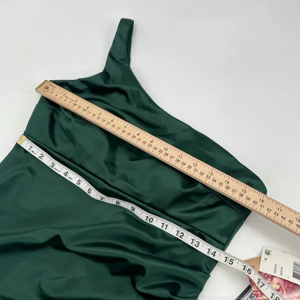Emerald Sundae Dress One Shoulder Juniors L Green Satin Stretch Party NEW READ - Image 4