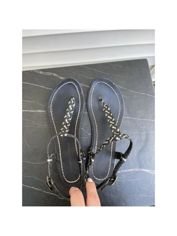 Audrey Brook women’s flat leather woven thong sandals braided black Sz 7 - Image 10