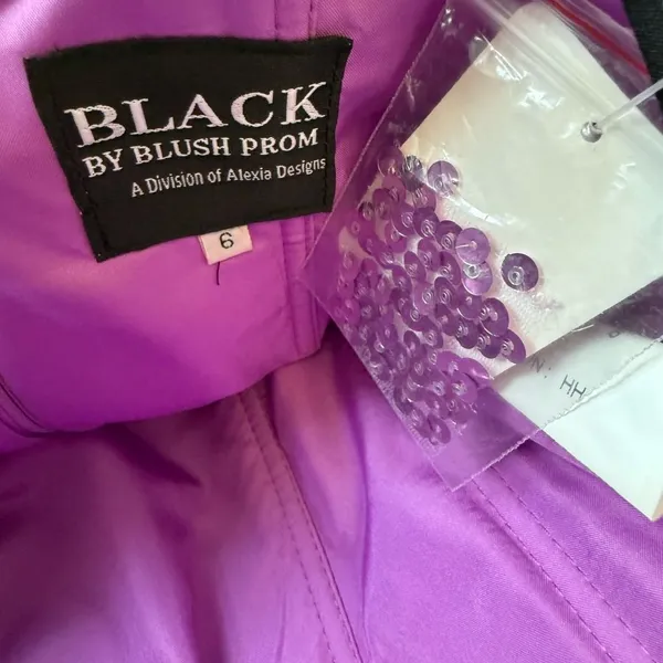 NWT Blush Prom Sequin‎ Strapless Mini Dress Size 6 Sweetheart Neckline - Image 4