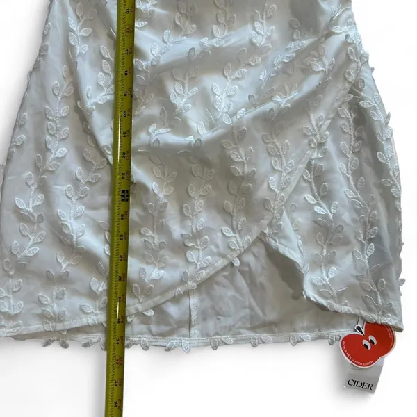Cider Textured Floral Mini Dress - Image 4