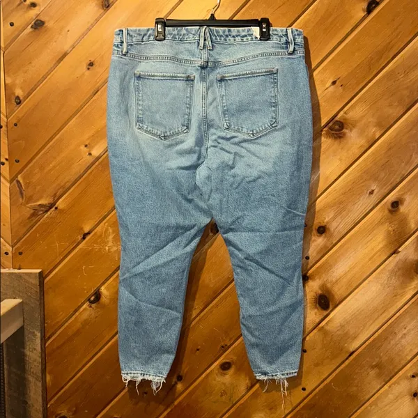Good American good curve skinny crop distressed ankle size 18 jeans - Image 6