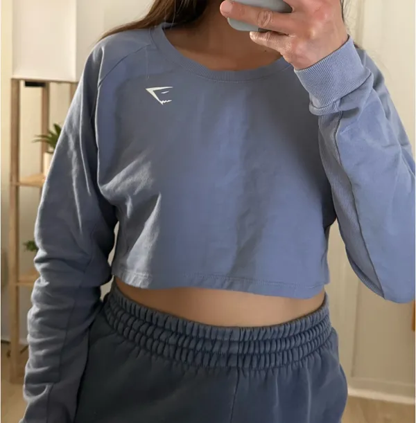 Gymshark Training Cropped Sweater - Image 6