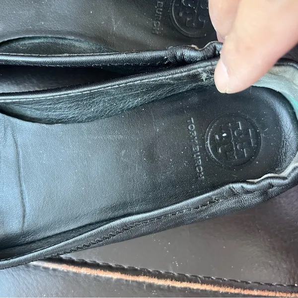 Tory Burch Minnie Travel ballet flats with a gold logo - Image 9