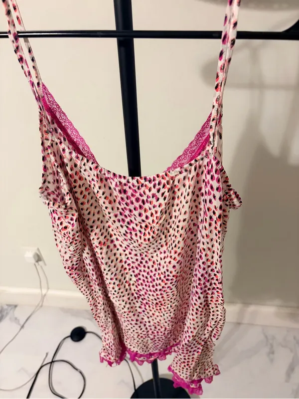 Women’s Pink Printed Cami Tank with Lace Trim - Image 4