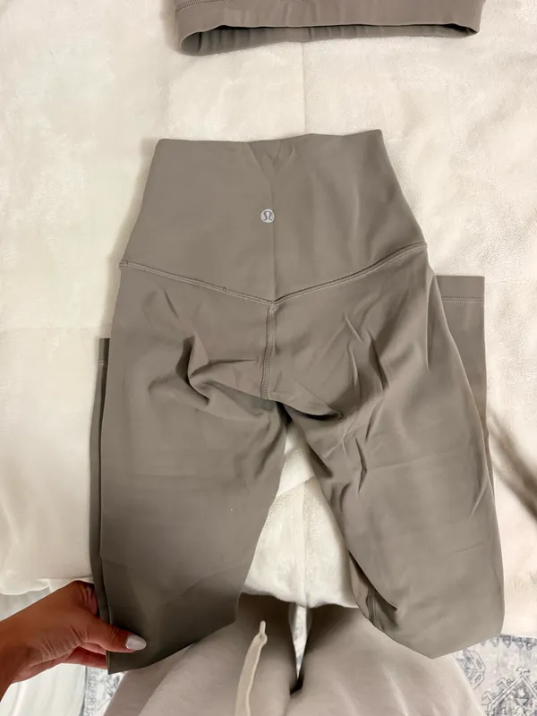 Lululemon Set Align Leggings Align Bra - Image 2