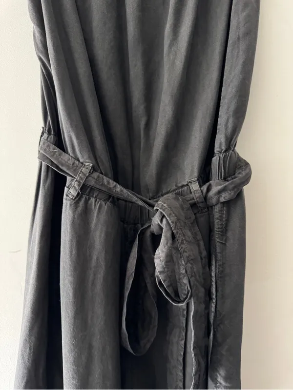 Cloth & Stone Anthropologie Charcoal Gray Sleeveless Fray Hem Belt Tie Jumpsuit‎ - Image 5