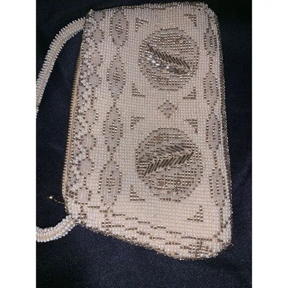 white‎ gold beaded floral bag 7"x4" - Image 5