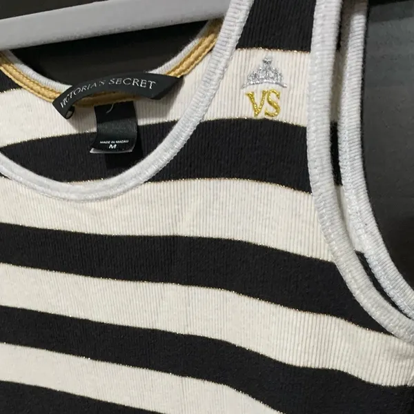 Victoria’s Secret black and white tank top - Image 3