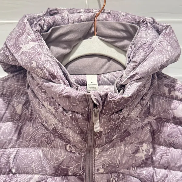 Lululemon Pack It Down Again Jacket Hooded Puffer 700‎ Down Lilac Purple Size 2 - Image 3