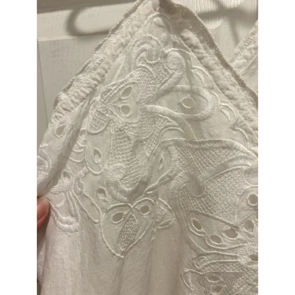 Anthro Let Me Be White Eyelet‎ Embroidered Peplum Cami Top Boho Cotton Sz 6 - Image 4