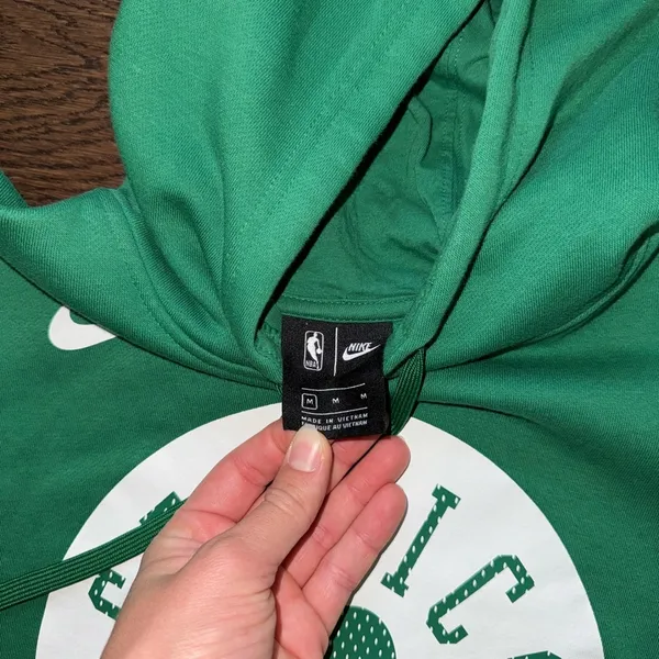 Nike Celtics Hoodie - Image 3