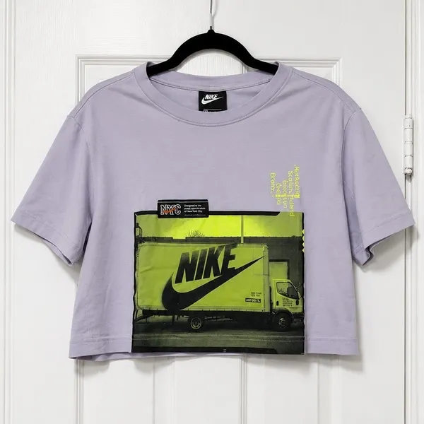 Nike Sportswear NYC Graphic Crop Tee Lavender Purple Cropped T-Shirt XS - Image 2