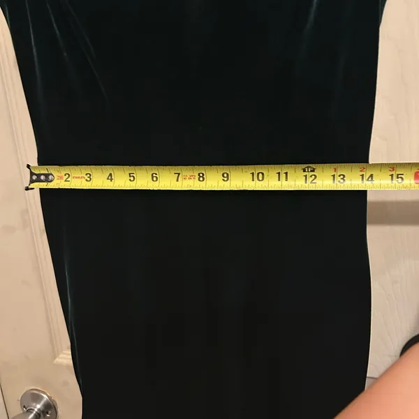 Revelry dark green sleeveless v neckline maxi dress, formal gown-Size 10 - Image 9