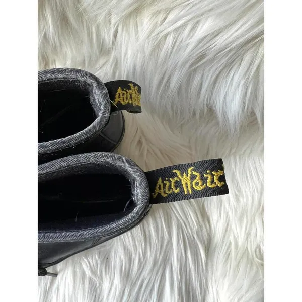 Dr. Martens Stylish Black Lace-Up Ankle Boots size 6 like new! - Image 3