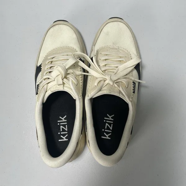 Kizik Paris Hands-Free Step In Sneakers Shoes Cream Black Women's Size 8 - Image 7