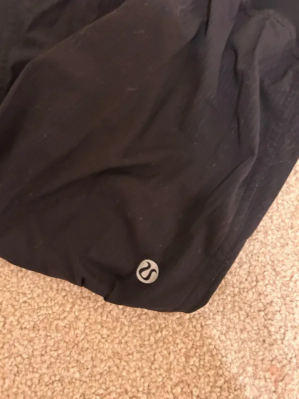 Lulu Joggers Black Size 4 - Image 2