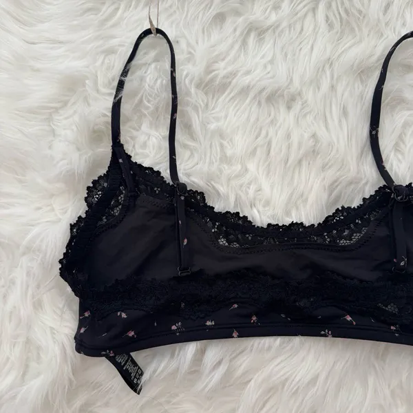 Skim Fits Everybody Lace Scoop Bralette Onyx Rosebud Size Medium - Image 6
