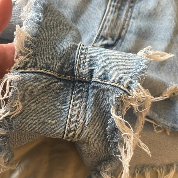 Garage Pride Rainbow Festival Denim Distressed Shorty Shorts Size 31 - Image 4
