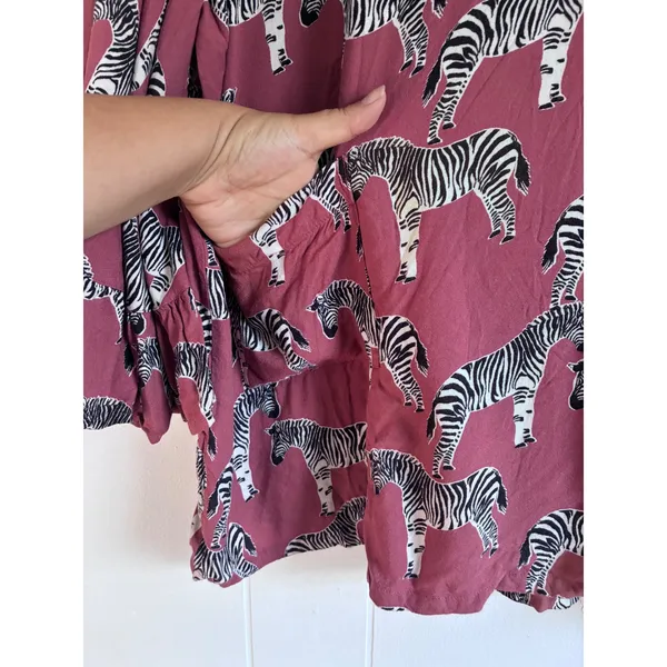 World Market Zebra Print Ruffle Bell Sleeve Blouse Mauve Pink L/XL - Image 5