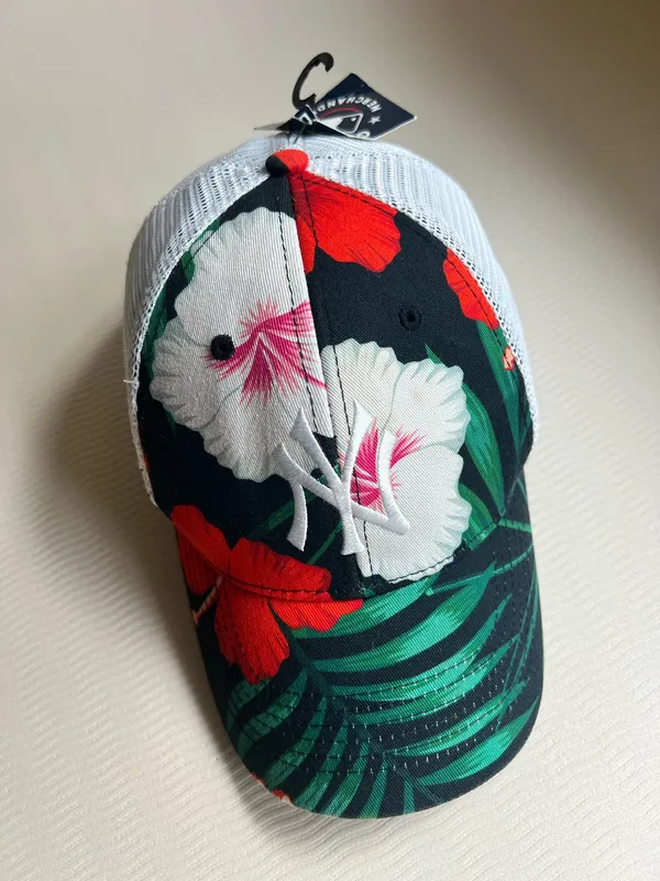 47 Brand "Rare Find" NY Yankees Women’s Tropical Floral Trucker Hat – NWT - Image 2