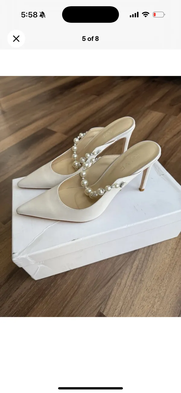 Raye Heels Revolve white with pearl strap - Image 3