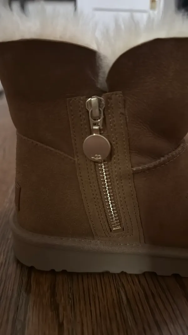 UGG Boots Women’s - Image 3