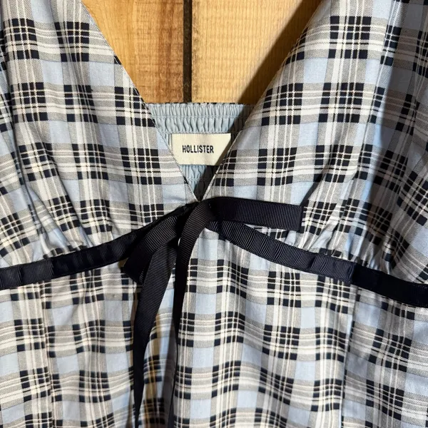 Hollister Blue Plaid Smocked Mini Dress Size Large - Image 2